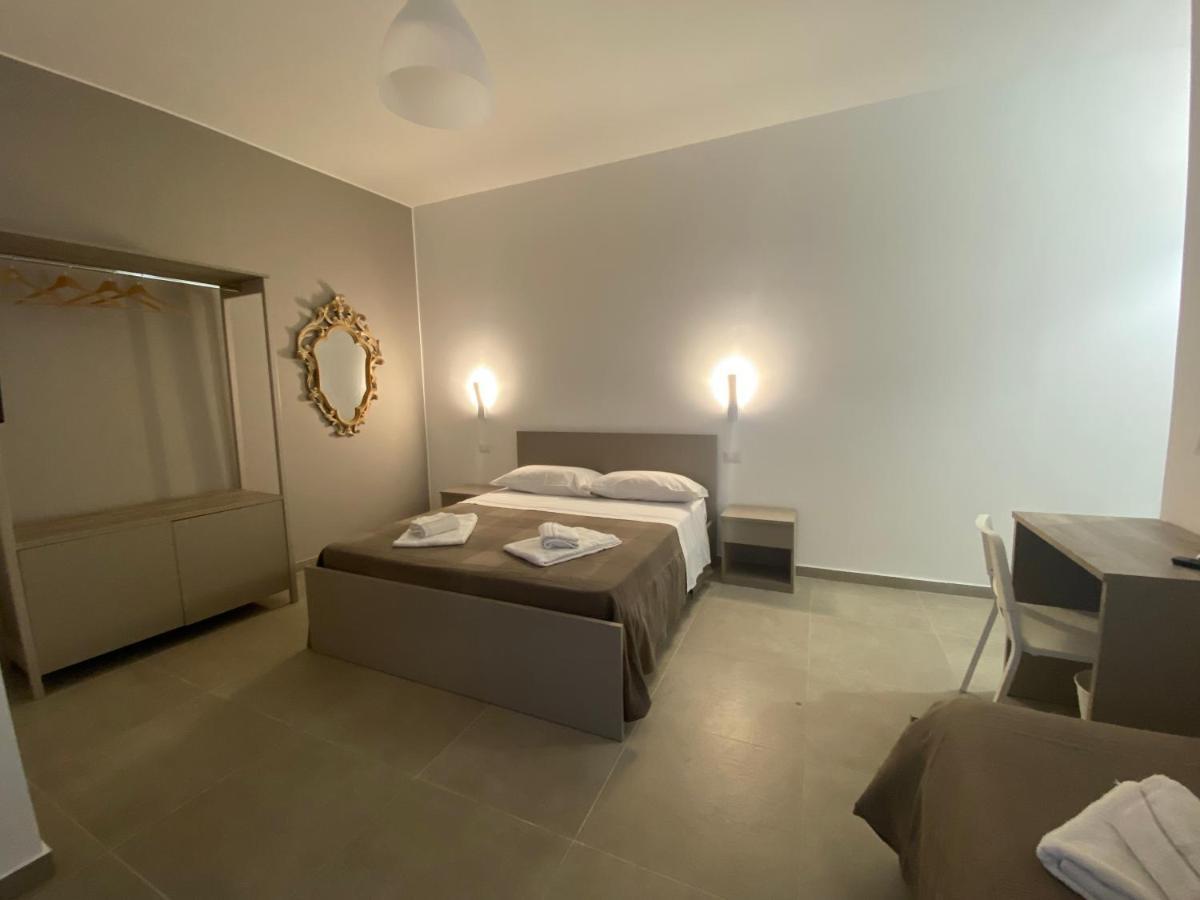 Aeroporto Katane Rooms Катания Экстерьер фото